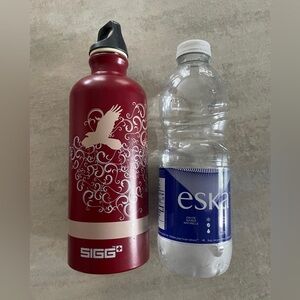 SIGG bird and tree aluminum Swiss water bottle